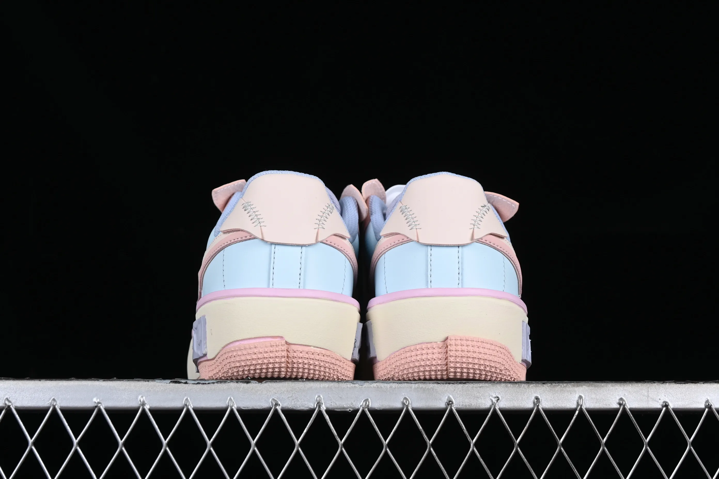 All categories Nk Air Force 1 Air Force series Nk Air Force 1 Fontanka Air Force low-top Nk Air Force 1 Fontanka "Macaroon" Fontanka series Macaroon color beige gray Air Force 1 low-top casual sneakers CW6688-608